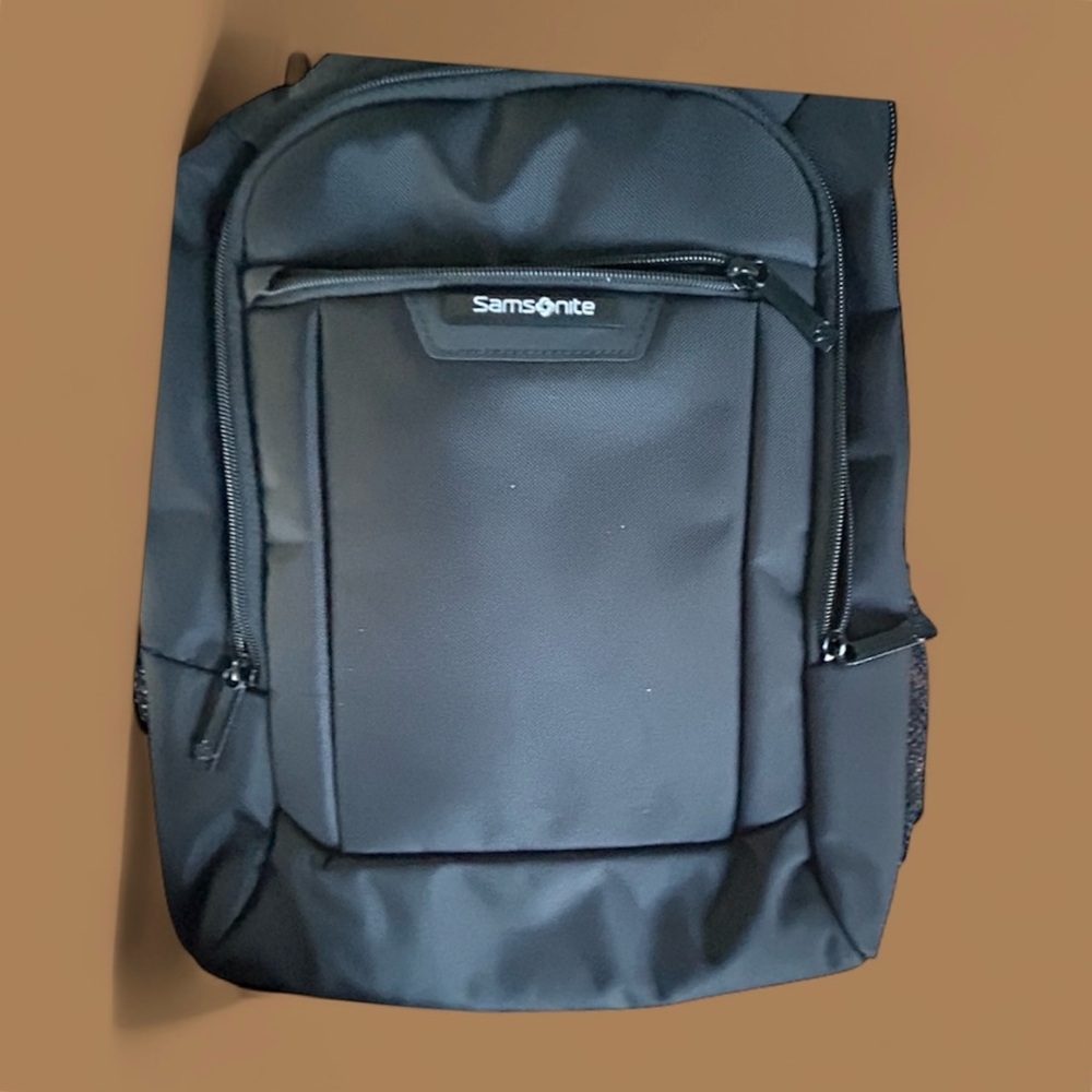 NWT Samsonite Classic Business Everyday Backpack, Black, 17”X 11.3” X 7.3” - Picture 5 of 11
